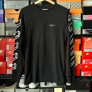 Off-White Stencil long sleeve t shirt. Smoke free home. XXS (oversized)